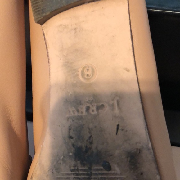 Elegant Nude Loafers - Picture 7 of 8